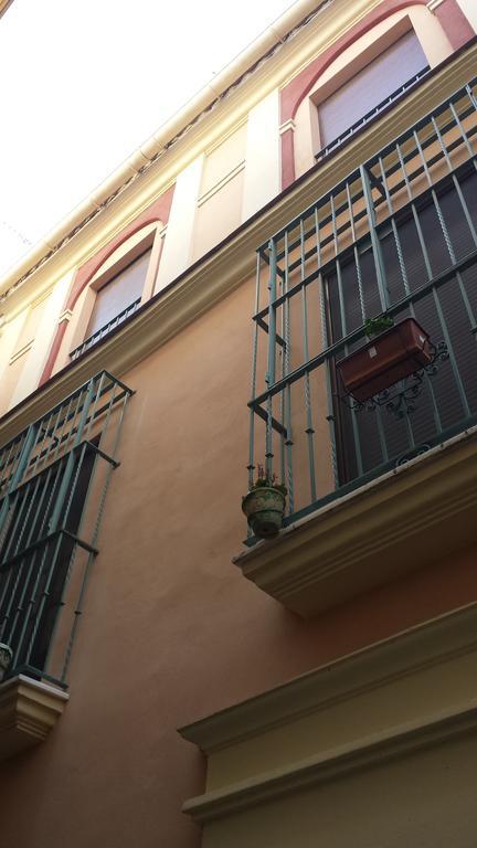 Apartamento San Benito "B" Seville Luaran gambar